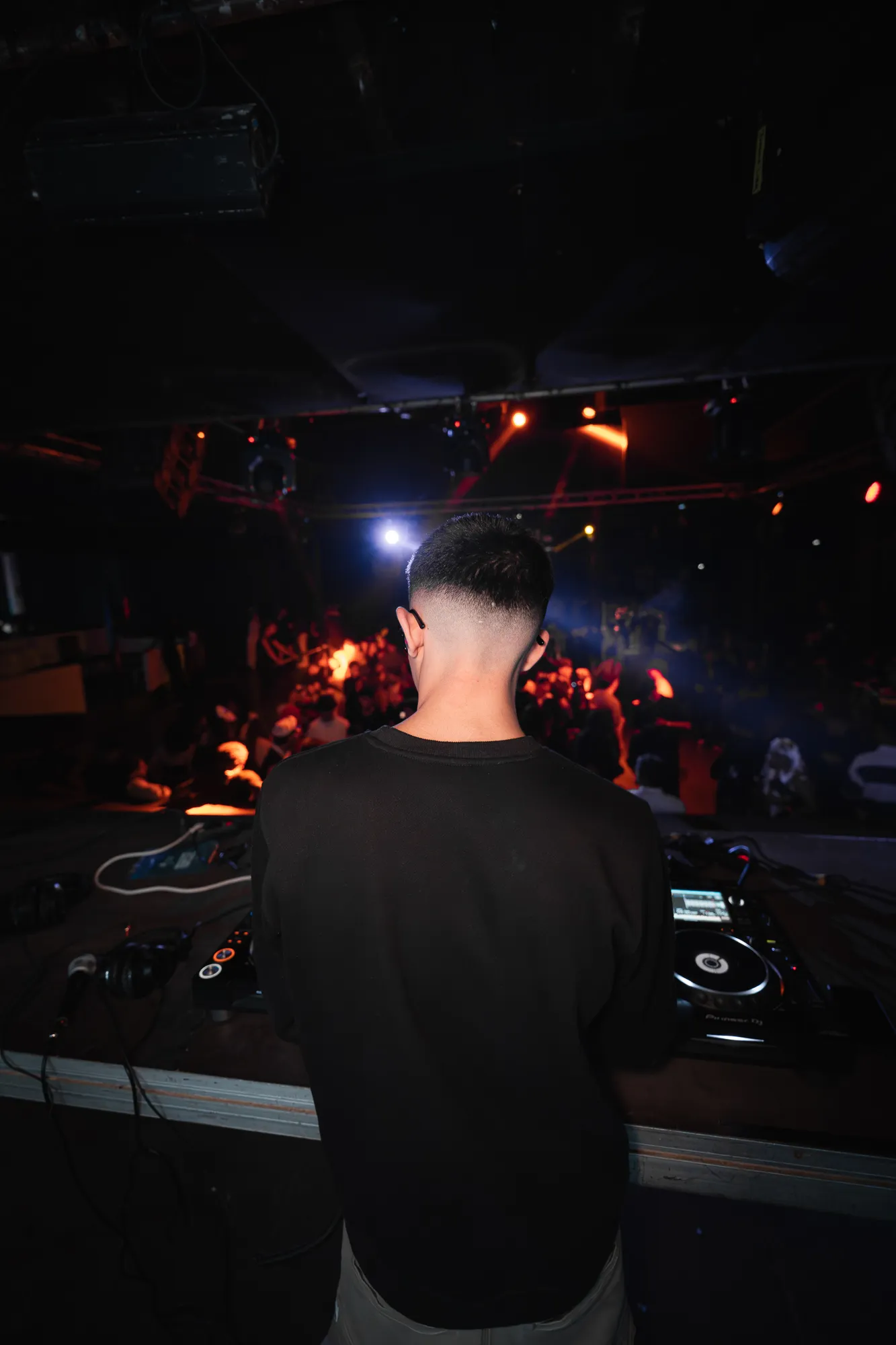 DJ Mesqui, artista residente en Penélope Benidorm